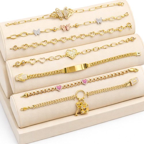 Bracelets-4-Photoroom